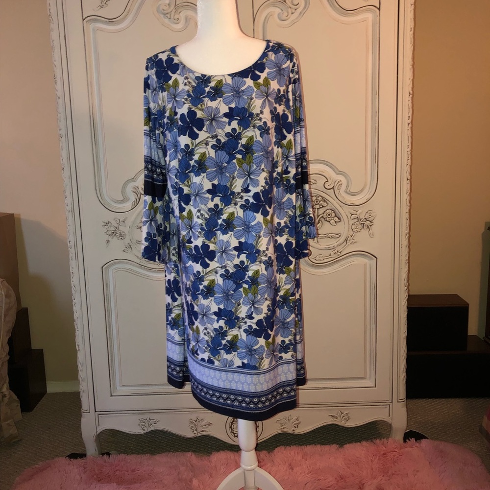 Blue floral dress ~ size 18W